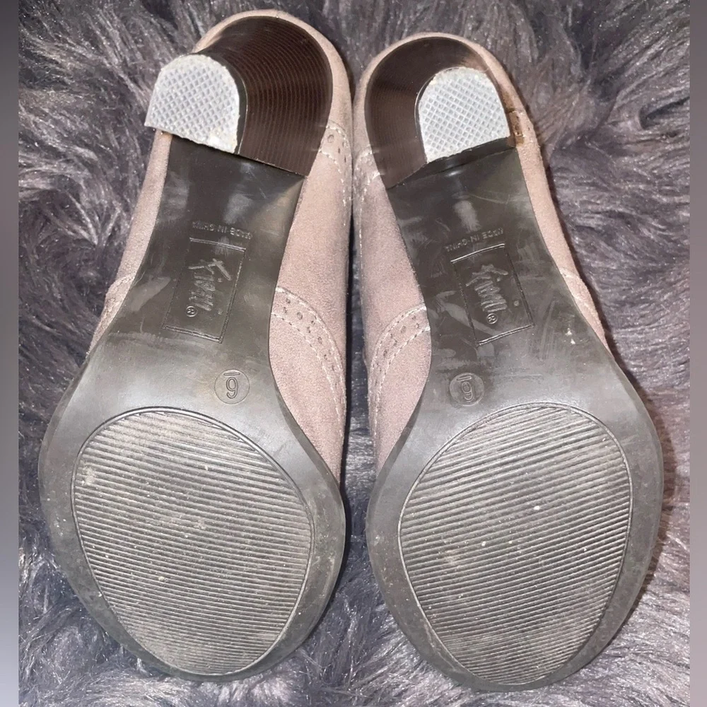 Fioni 3.5” Tan Lace-Up Heels - Picture 4 of 5